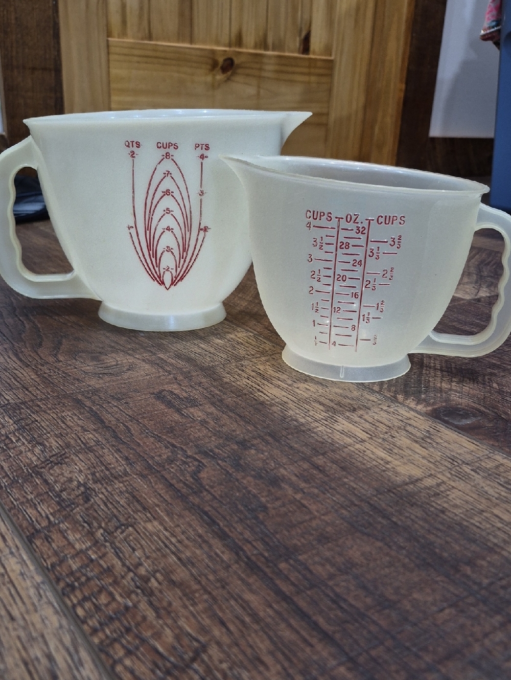 Vintage Tupperware Liquid Measurements Set Cottagecore Grandmacore